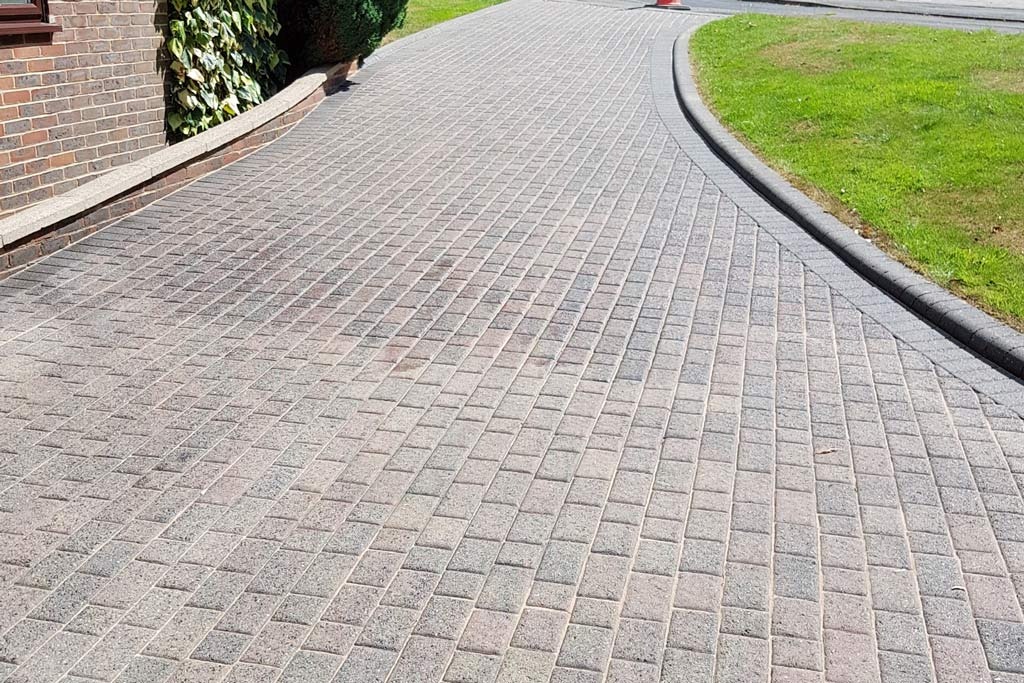Pressure washing for homes in Sevenoaks Pressure washing for homes in Sevenoaks