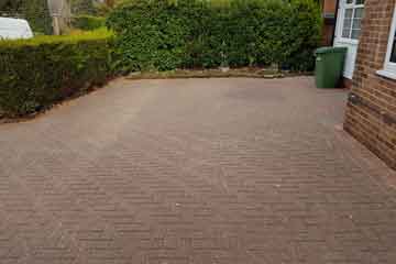 After Pressure Tech pressure washed and sanded the driveway in Pembury, Kent TN2